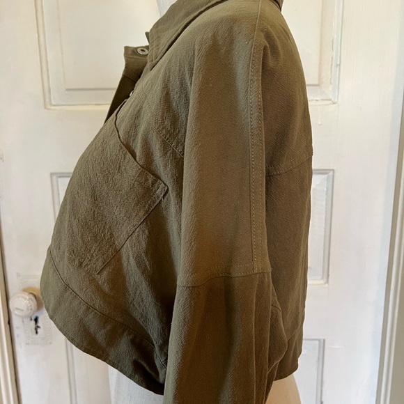EE Some Army Green Snap Cropped Juniors Jacket Boutique S/M - Picture 8 of 10